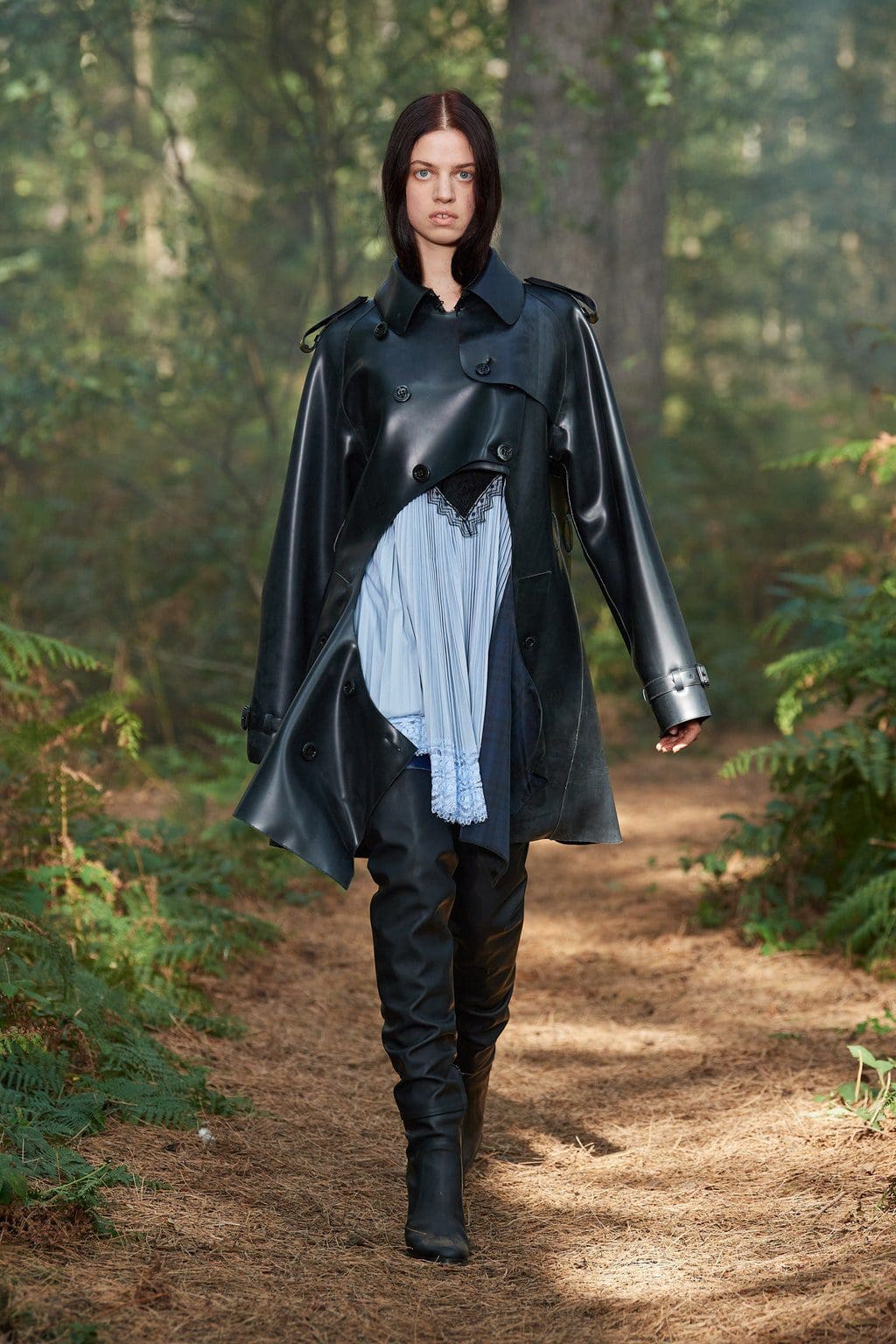 Burberry Весна-Лето 2021 Лондон, автор: RUNWAY ЖУРНАЛ