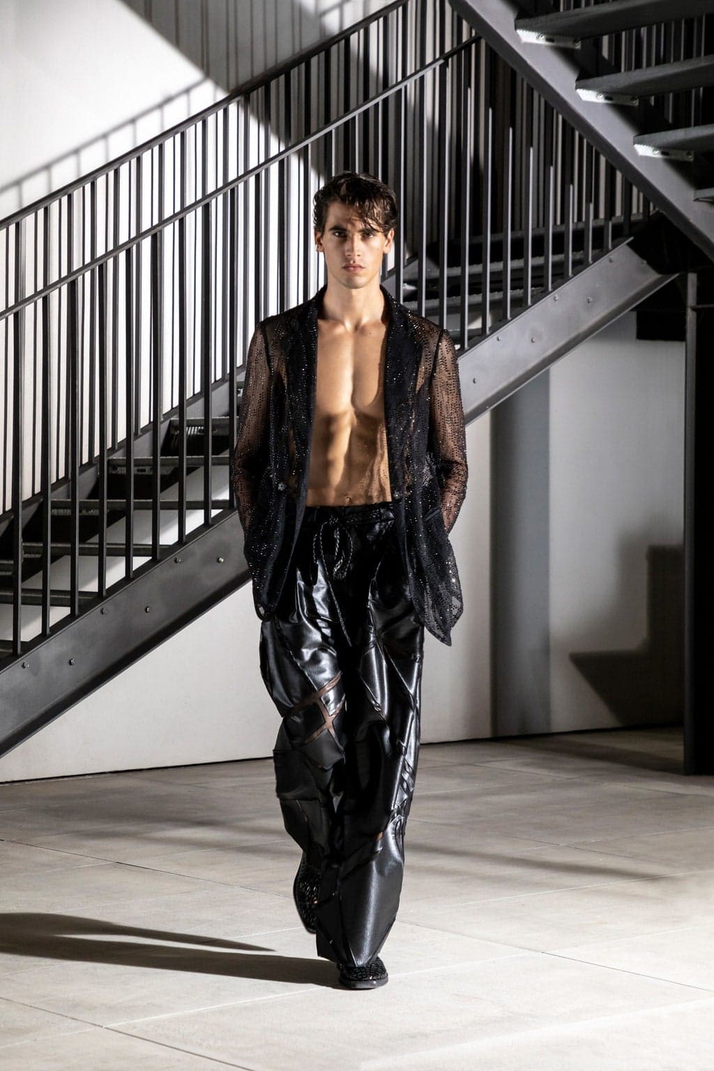 Emporio Armani Printemps Été 2021 Milan par RUNWAY MAGAZINE
