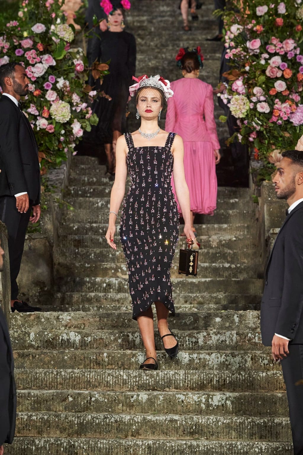 Dolce Gabbana Alta Moda Firenze 2020 - Fall-Winter 2020-2021 by RUNWAY MAGAZINE