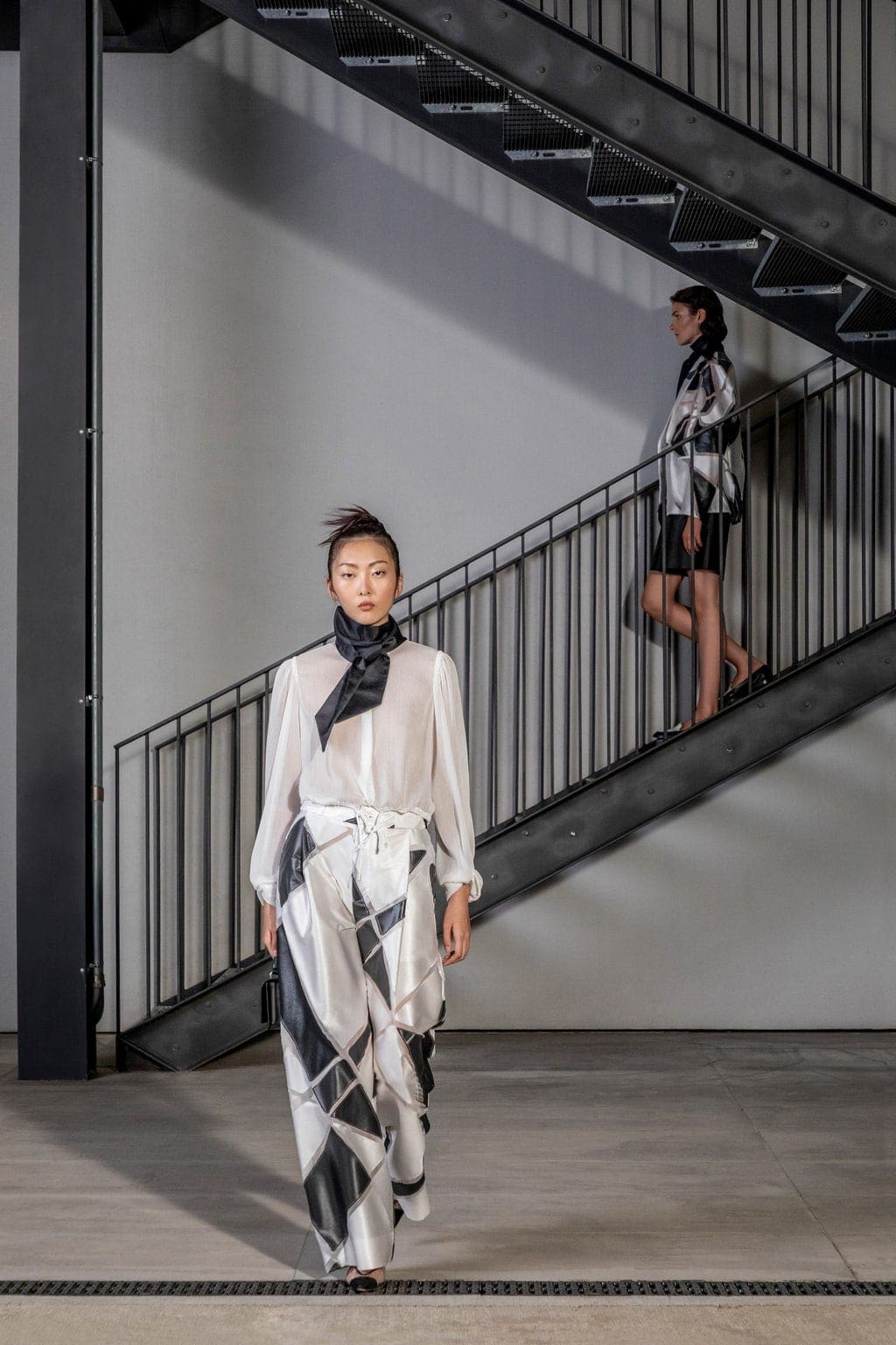 Emporio Armani Printemps Été 2021 Milan par RUNWAY MAGAZINE
