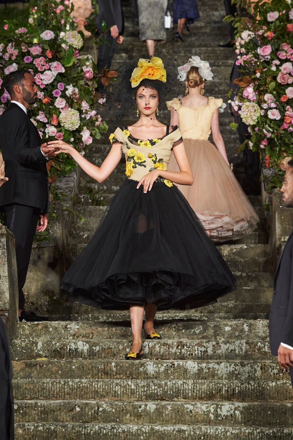 Dolce Gabbana Alta Moda Firenze 2020 - Fall-Winter 2020-2021 by RUNWAY MAGAZINE