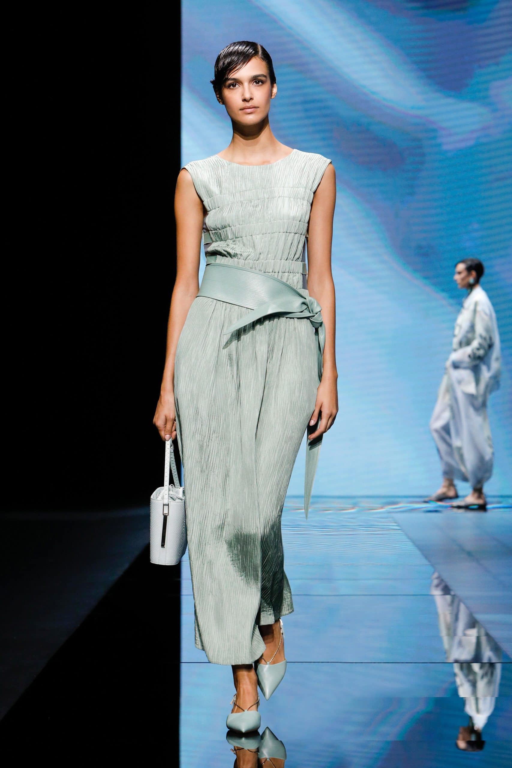 Giorgio Armani Frühling Sommer 2021 von RUNWAY MAGAZIN