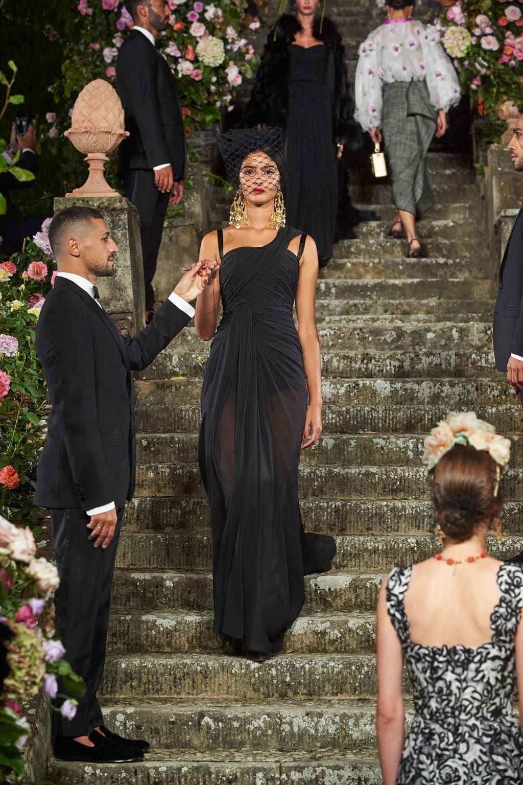 Dolce Gabbana Alta Moda Firenze 2020 - Fall-Winter 2020-2021 by RUNWAY MAGAZINE