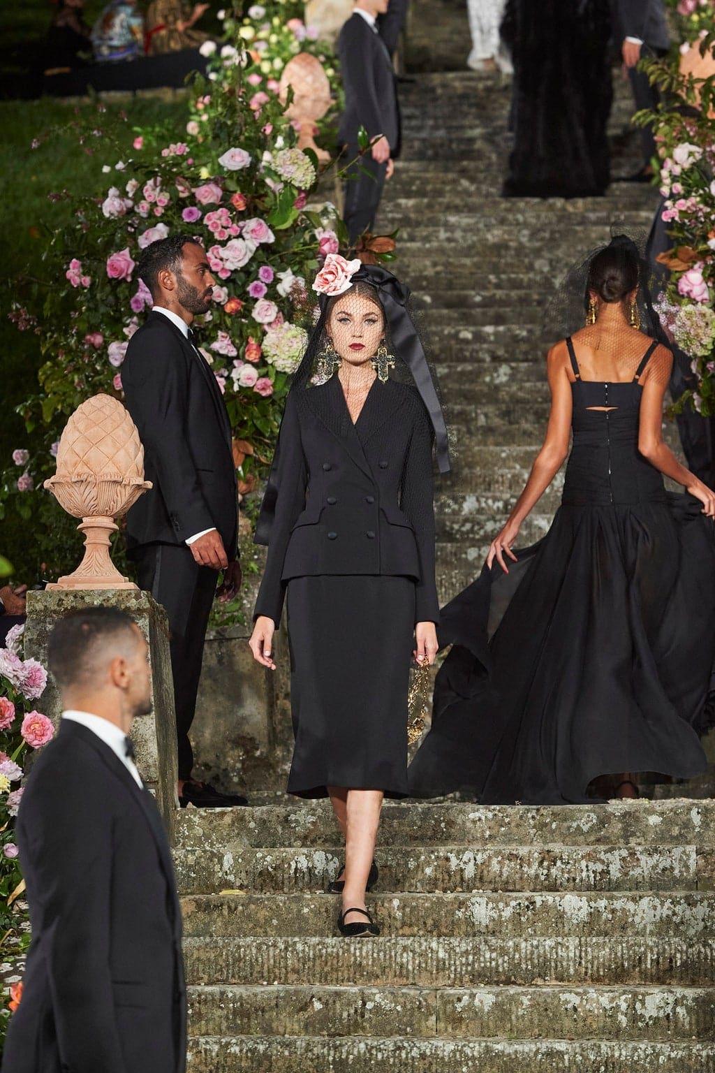 Dolce Gabbana Alta Moda Firenze 2020 - Fall-Winter 2020-2021 by RUNWAY MAGAZINE