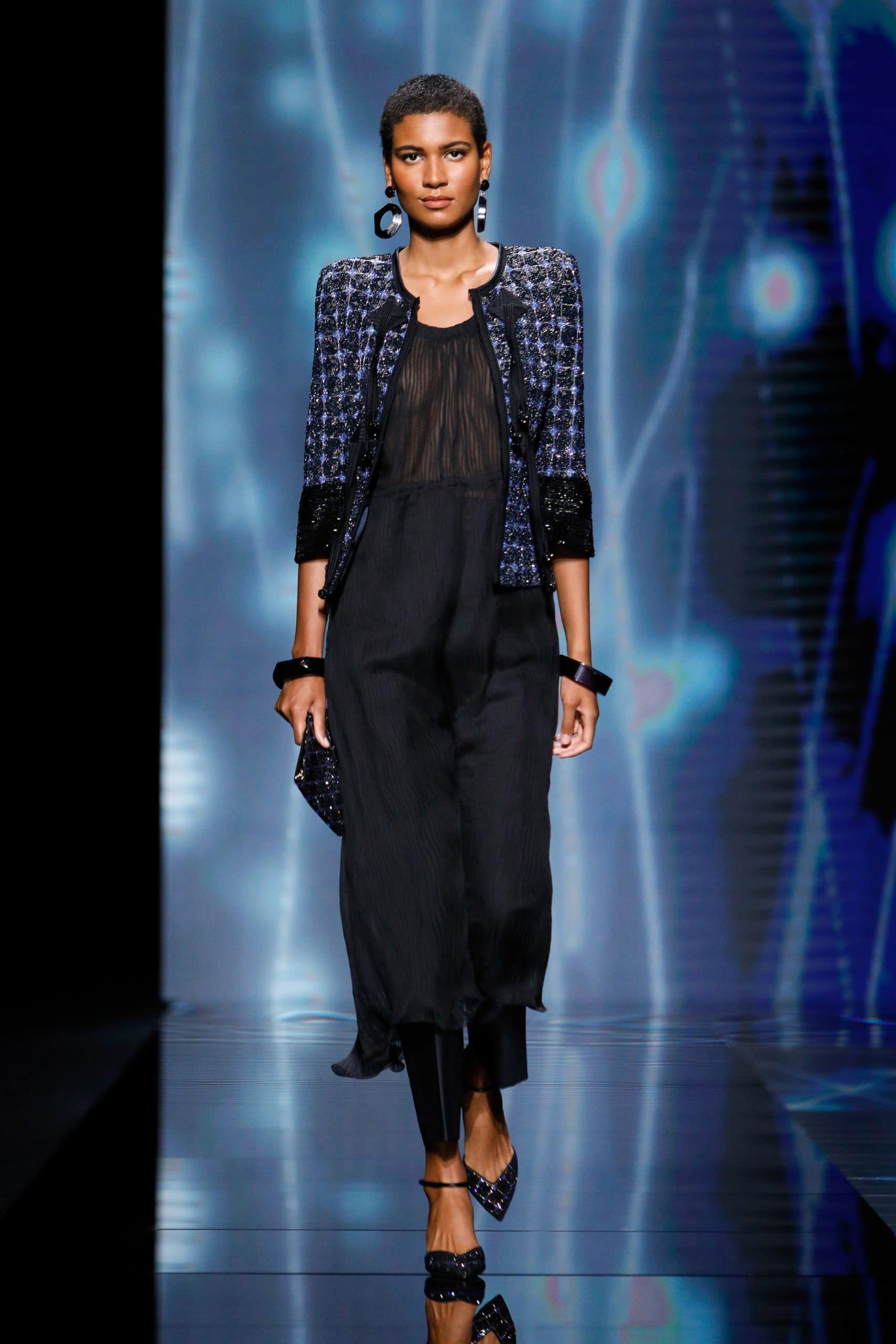 Giorgio Armani Frühling Sommer 2021 von RUNWAY MAGAZIN
