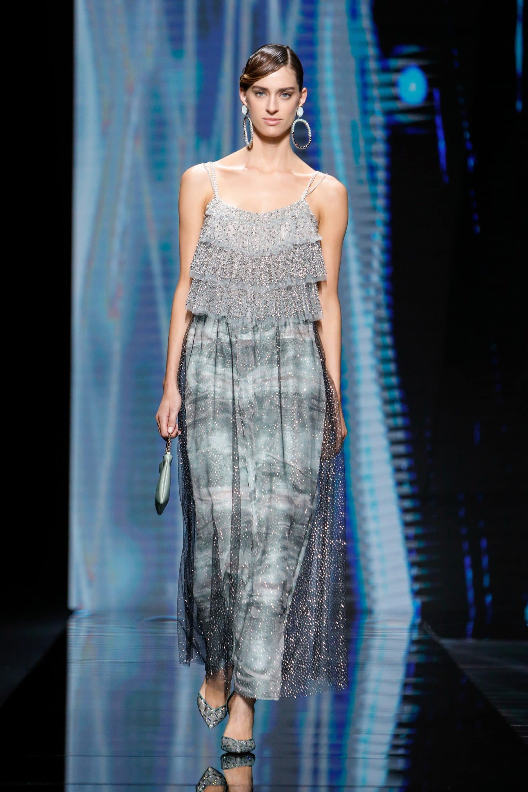 Giorgio Armani Frühling Sommer 2021 von RUNWAY MAGAZIN