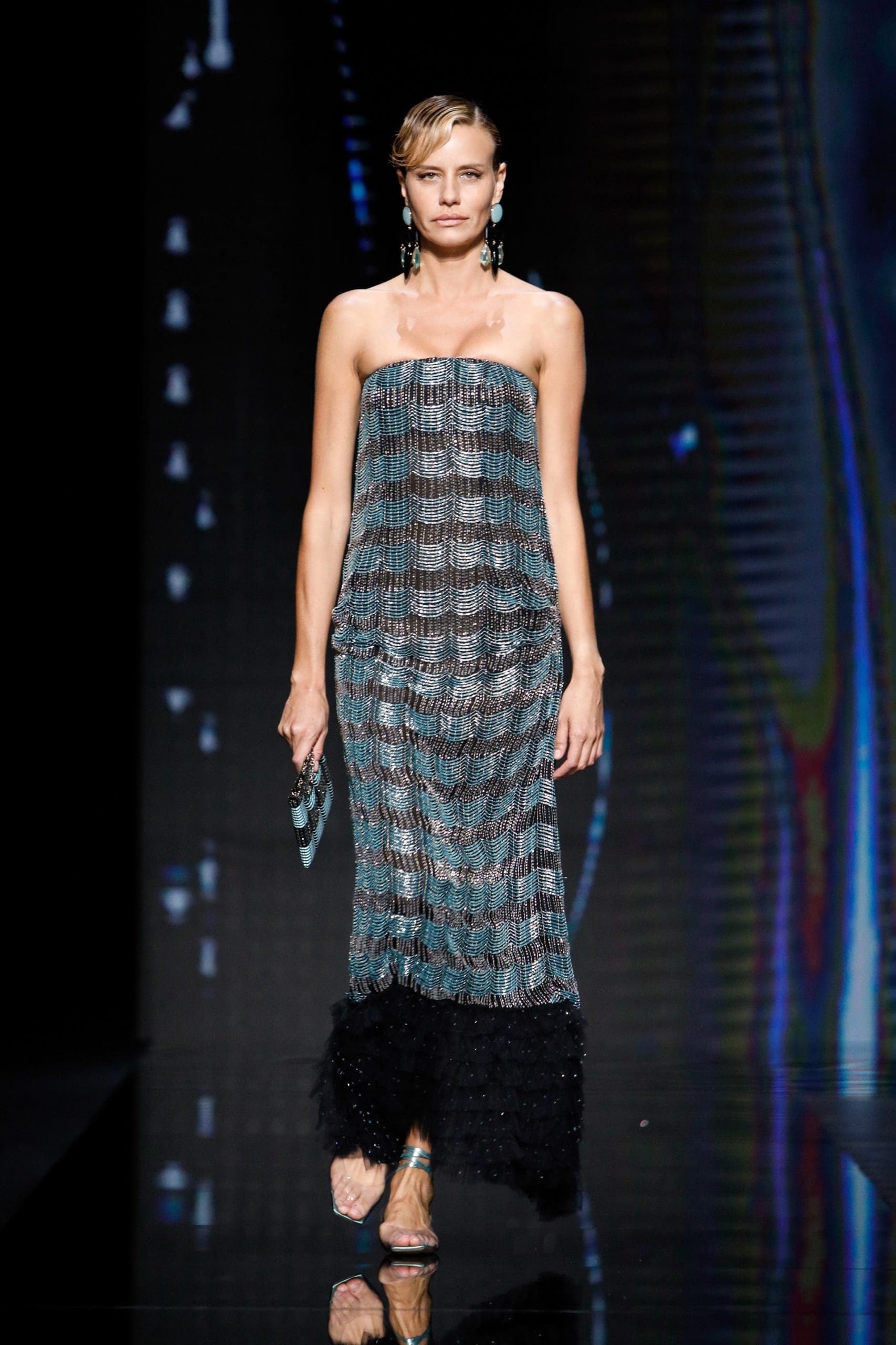 Giorgio Armani Frühling Sommer 2021 von RUNWAY MAGAZIN