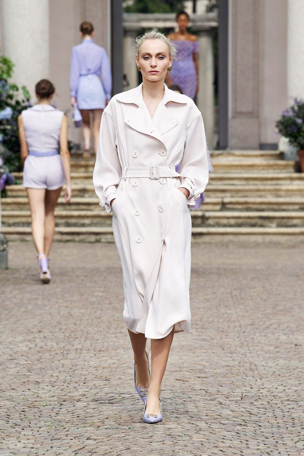 ElisabettaFranchi2021年春夏by RUNWAY マガジン