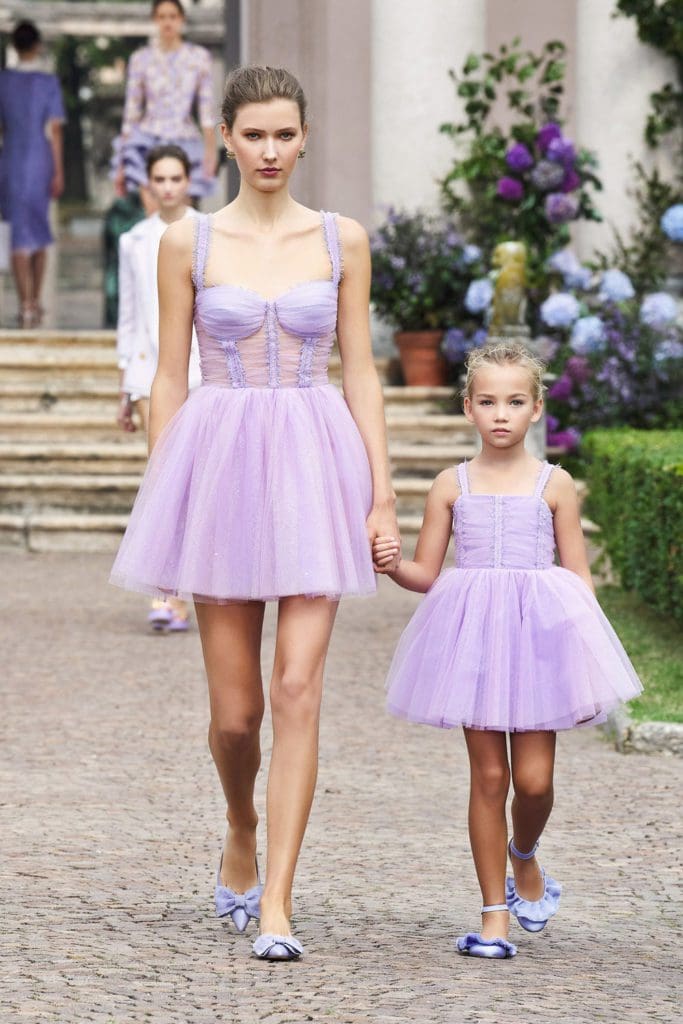 Elisabetta Franchi Printemps Été 2021 par RUNWAY MAGAZINE