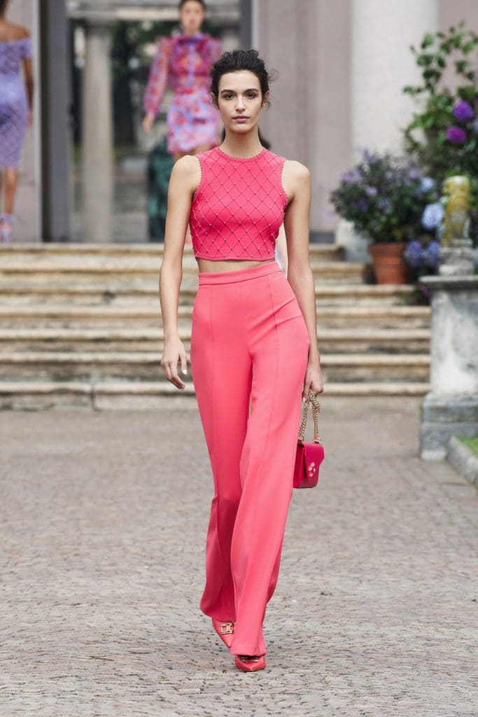 Elisabetta Franchi Printemps Été 2021 par RUNWAY MAGAZINE