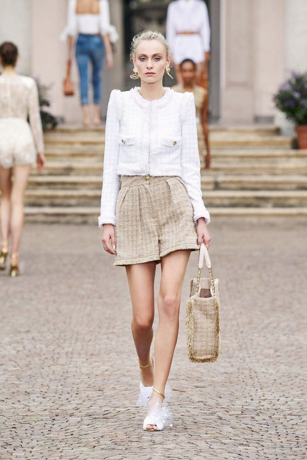 ElisabettaFranchi2021年春夏by RUNWAY マガジン