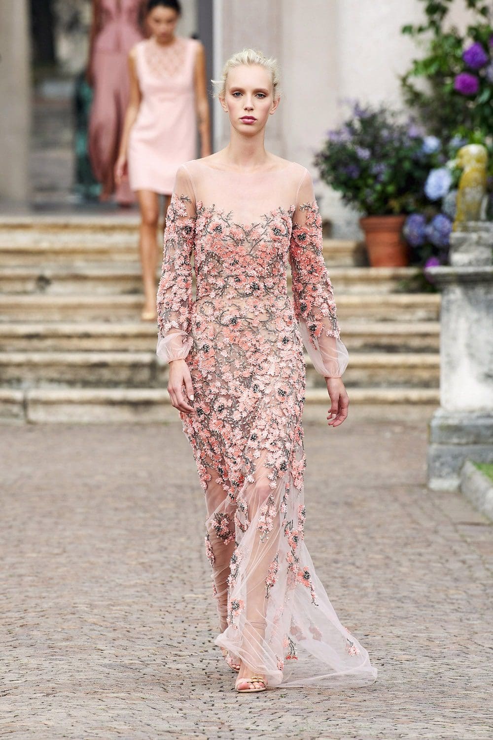 ElisabettaFranchi2021年春夏by RUNWAY マガジン