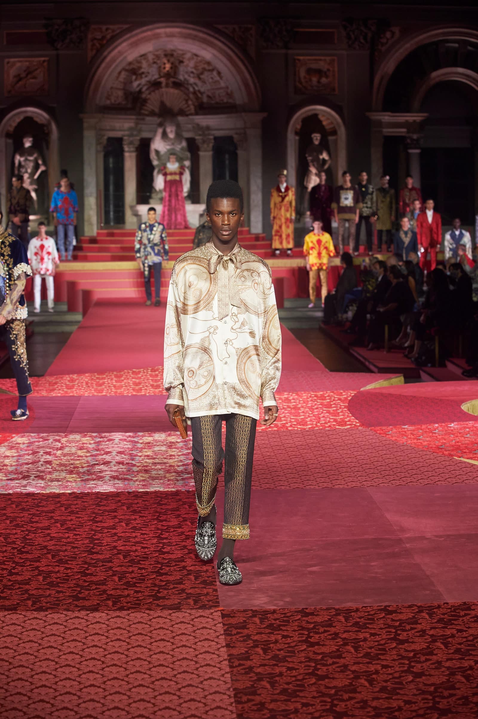 Dolce Gabbana Alta Sartoria Firenze 2020 by RUNWAY MAGAZINE