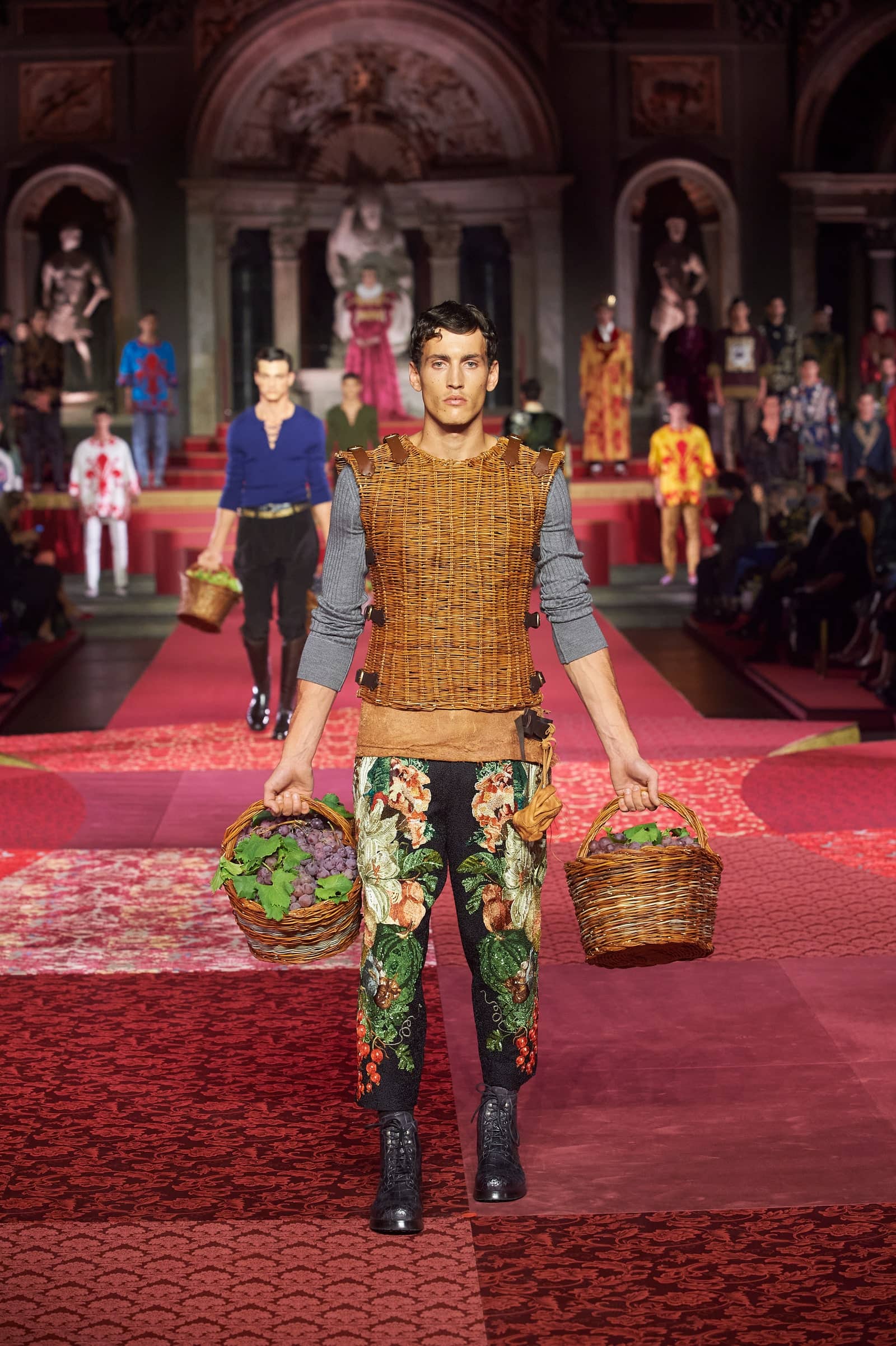 Dolce Gabbana Alta Sartoria Firenze 2020 by RUNWAY MAGAZINE