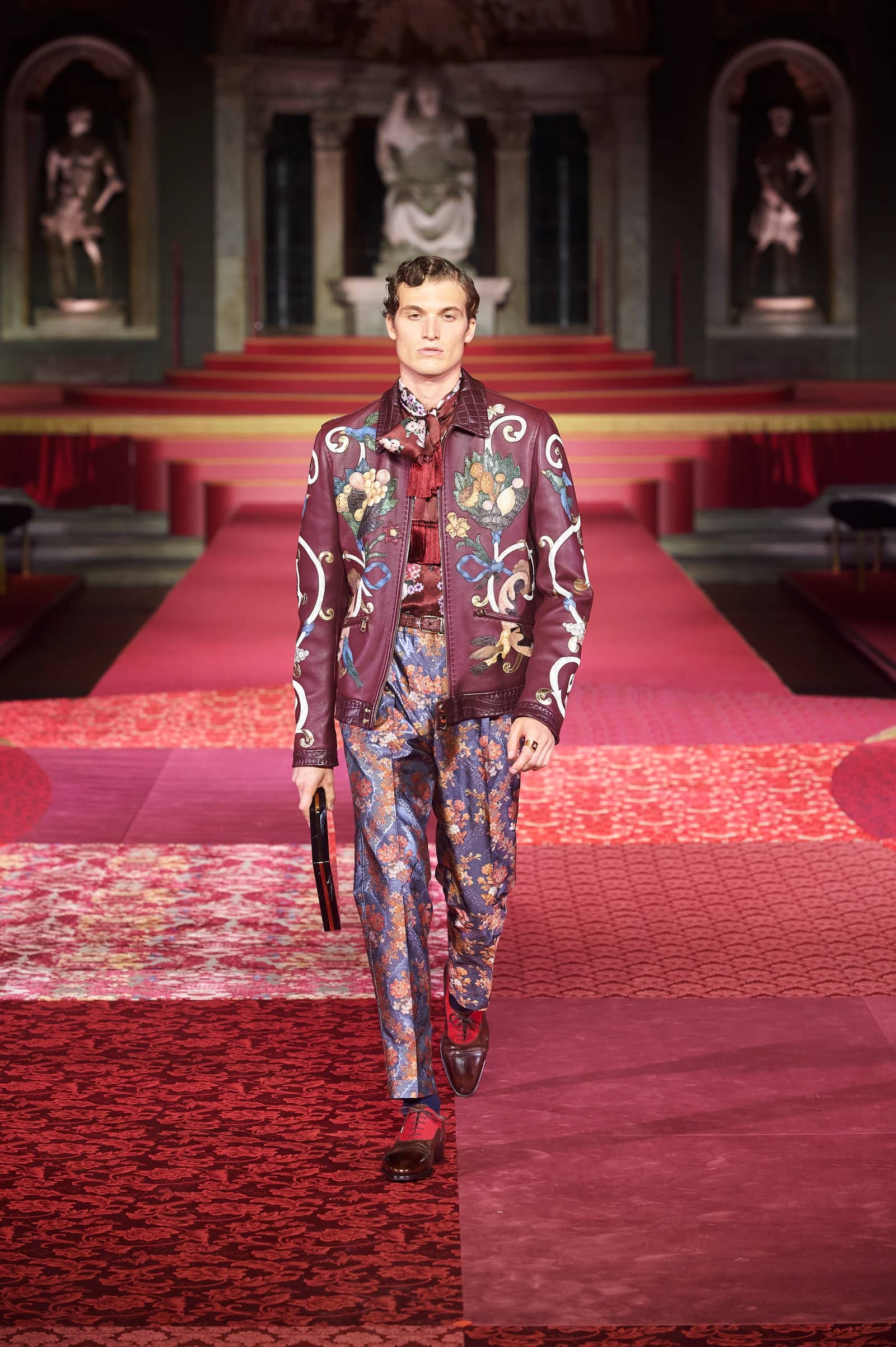 Dolce Gabbana Alta Sartoria Firenze 2020 by RUNWAY MAGAZINE