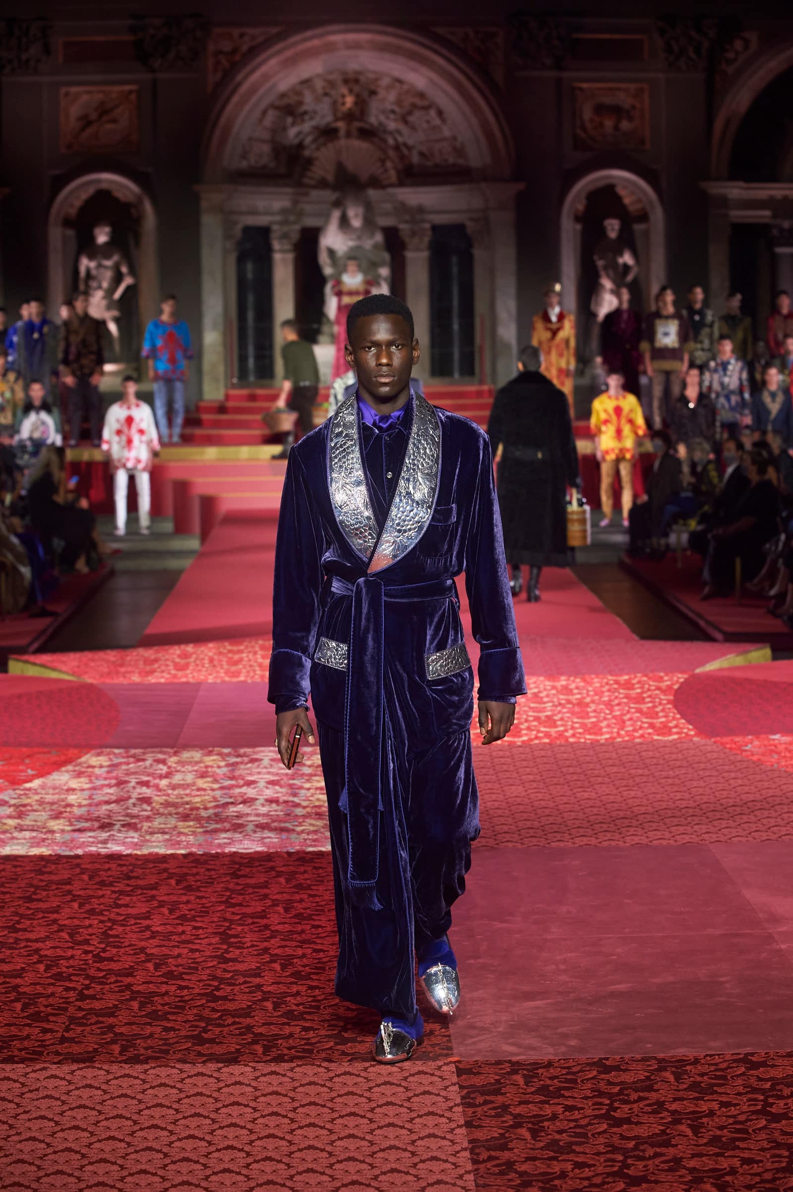 Dolce Gabbana Alta Sartoria Firenze 2020 by RUNWAY MAGAZINE