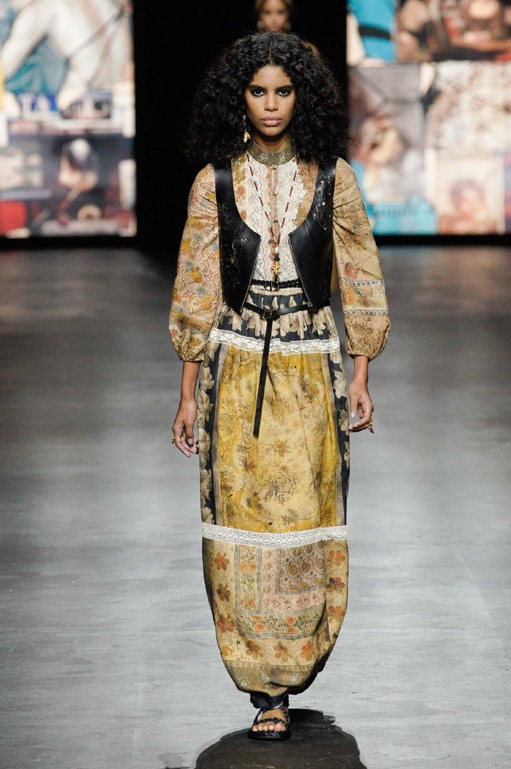 Christian Dior Primavera Verano 2021 de RUNWAY REVISTA