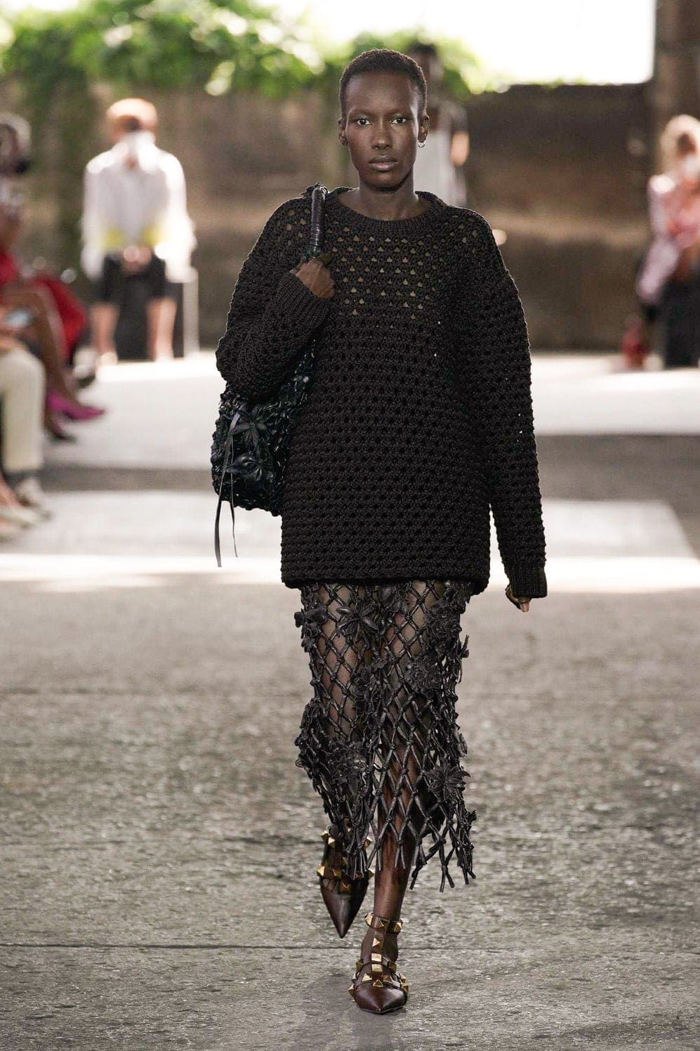 华伦天奴（Valentino）2021春夏米兰by RUNWAY 杂志