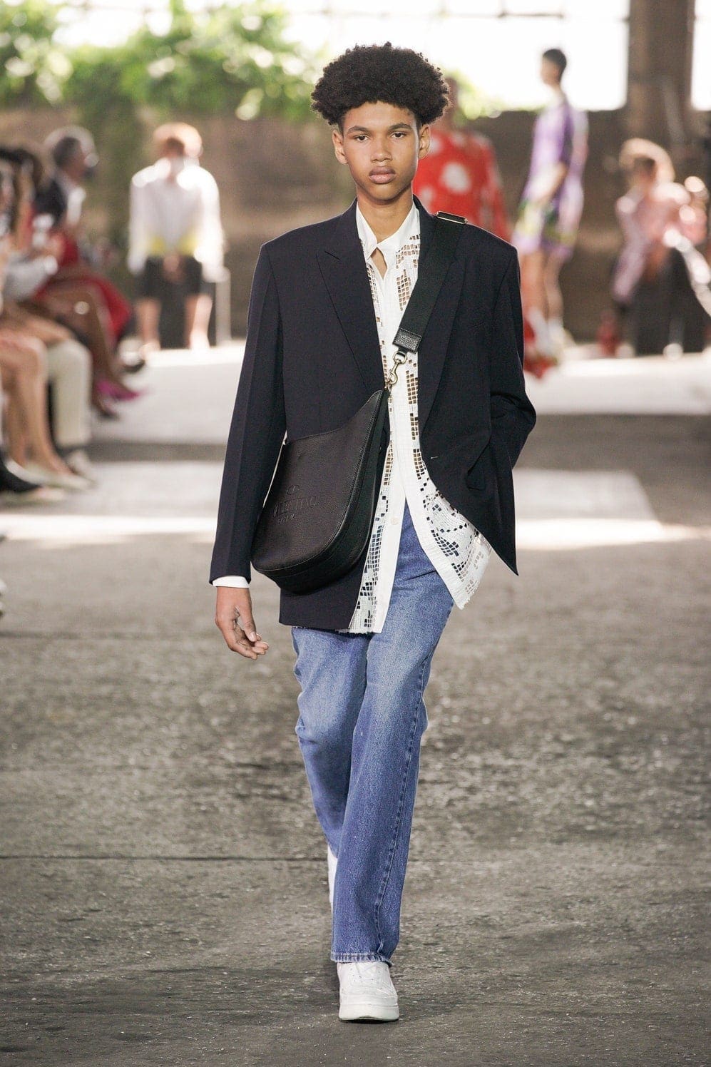 华伦天奴（Valentino）2021春夏米兰by RUNWAY 杂志