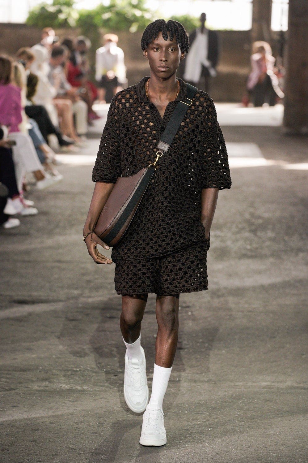 华伦天奴（Valentino）2021春夏米兰by RUNWAY 杂志