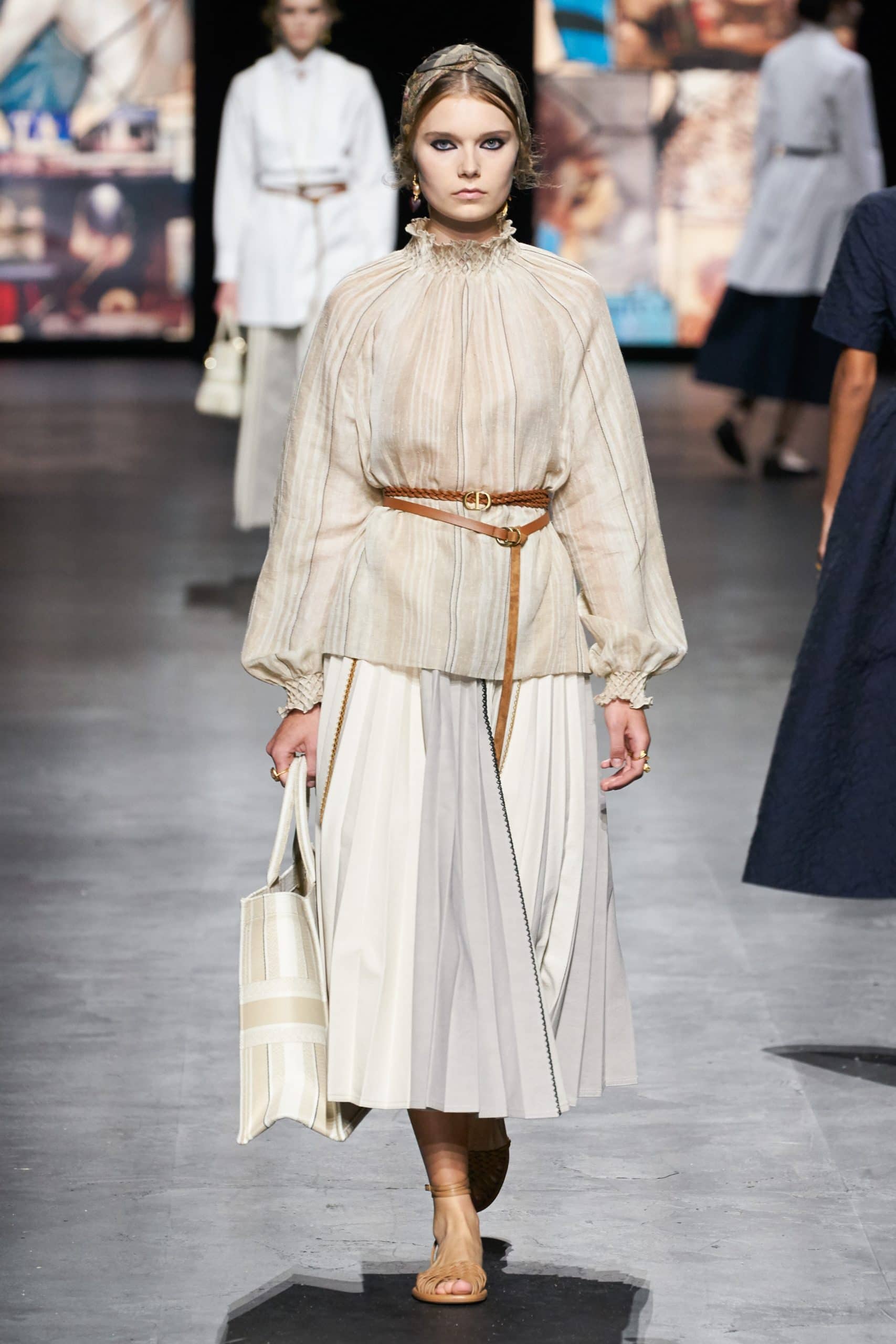 Christian Dior Primavera Verano 2021 de RUNWAY REVISTA