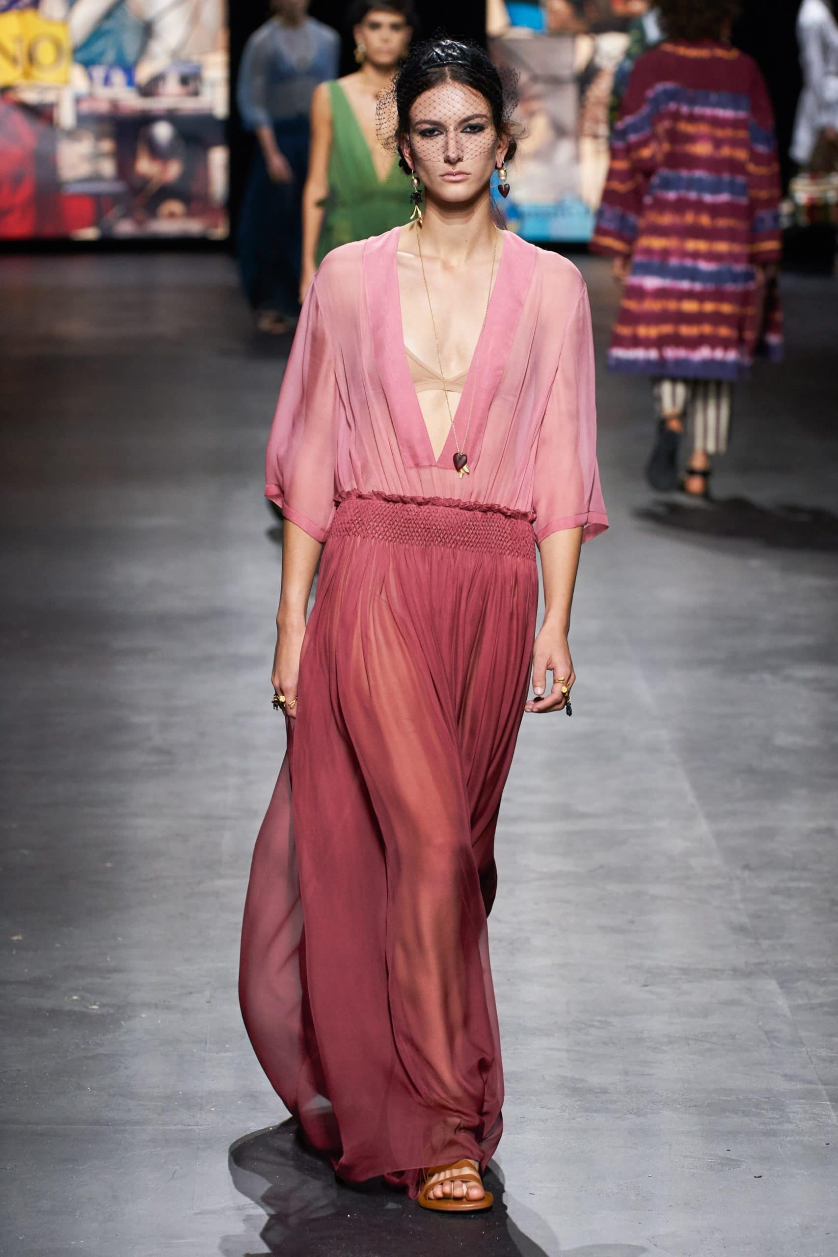 Christian Dior Primavera Verano 2021 de RUNWAY REVISTA