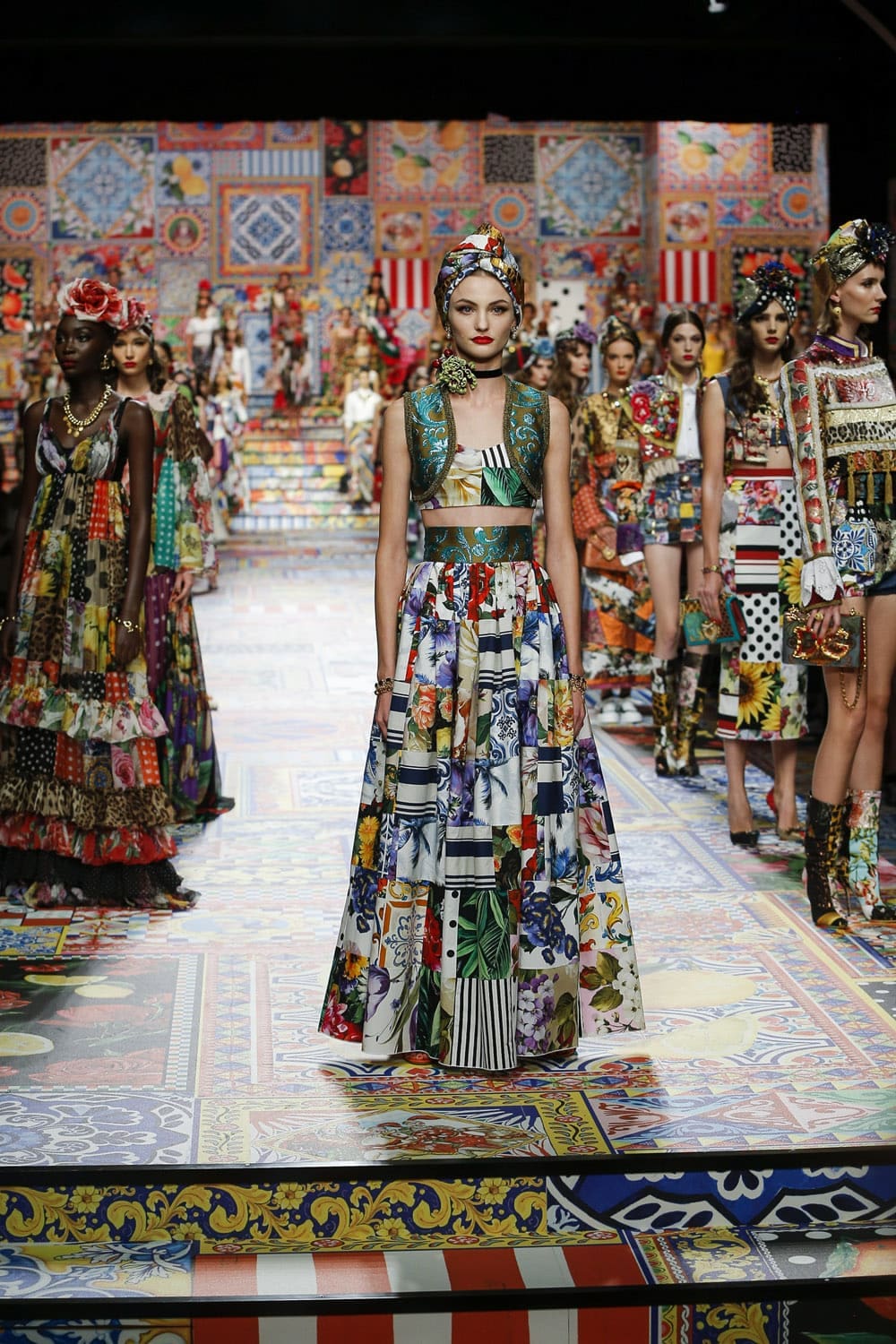 Dolce Gabbana Primavera Verão 2021 por RUNWAY MAGAZINE
