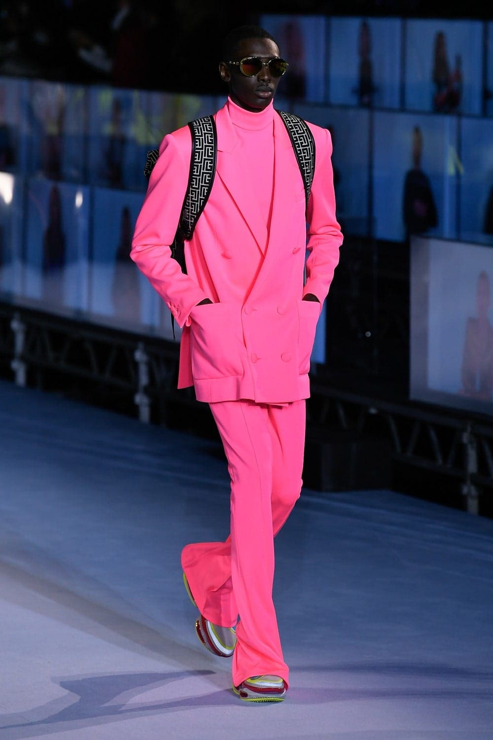 Balmain Printemps Été 2021 par RUNWAY MAGAZINE