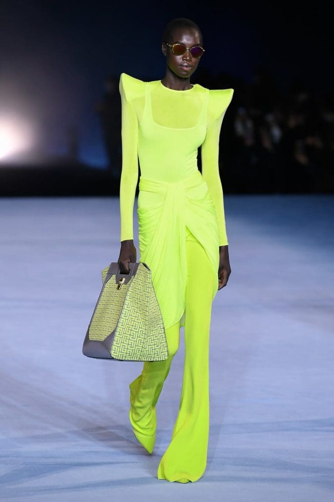 Balmain Primavera-Verão 2021 por RUNWAY MAGAZINE