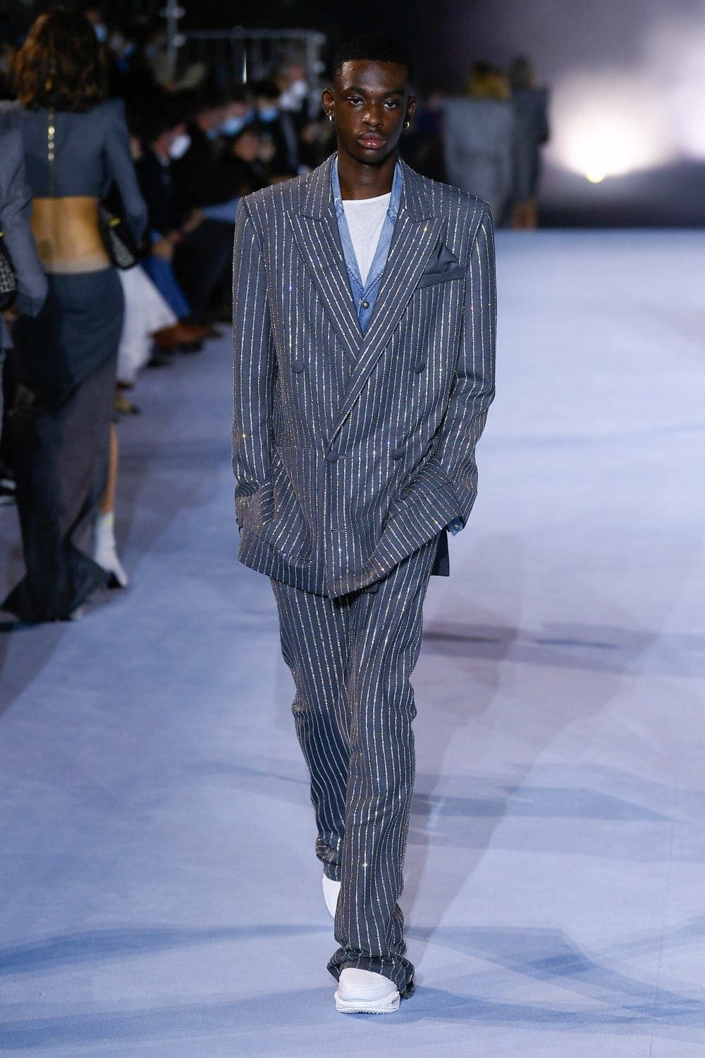 Balmain Printemps Été 2021 par RUNWAY MAGAZINE