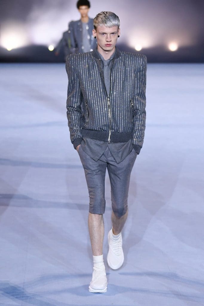 Balmain Primavera-Verão 2021 por RUNWAY MAGAZINE