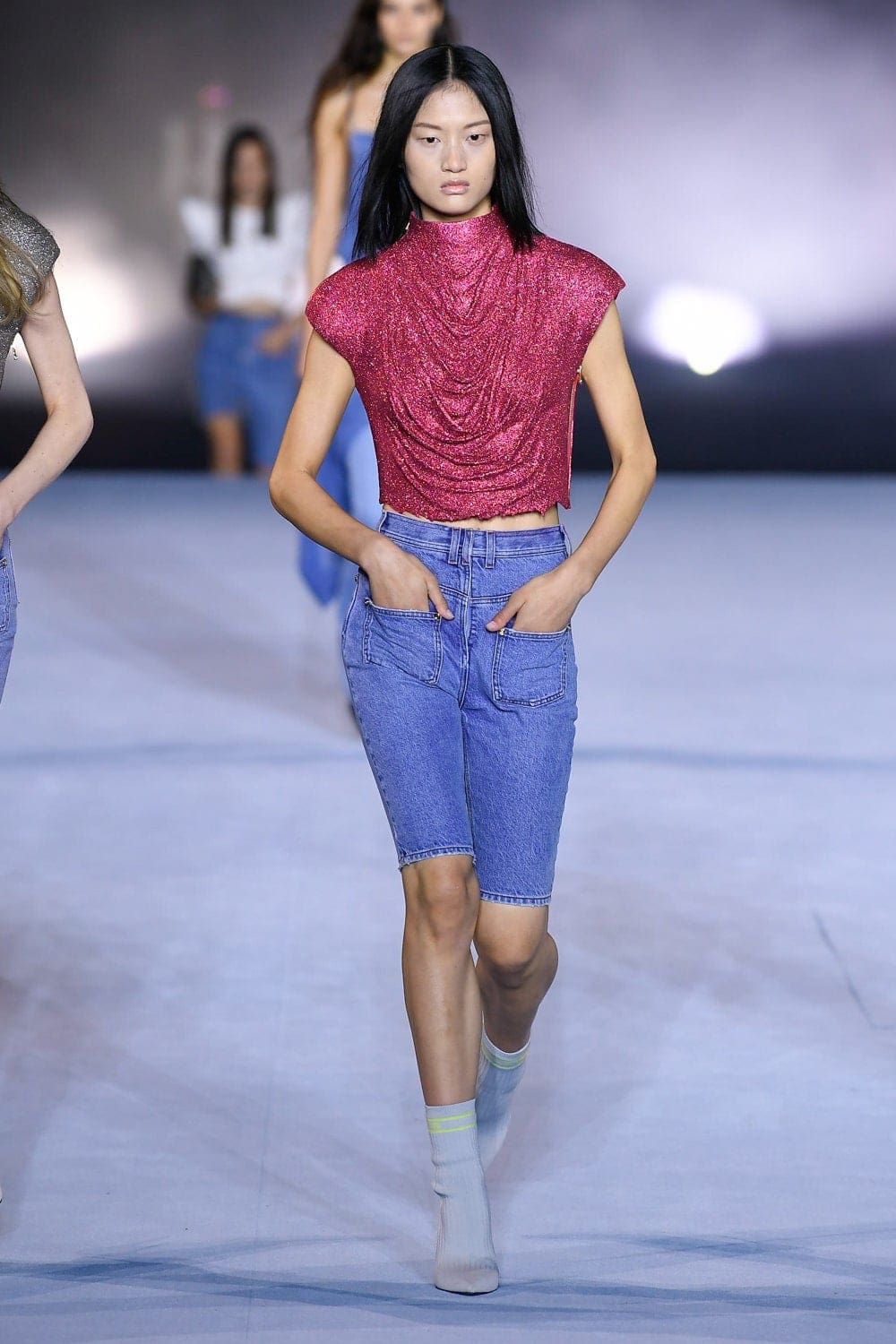 Balmain Printemps Été 2021 par RUNWAY MAGAZINE