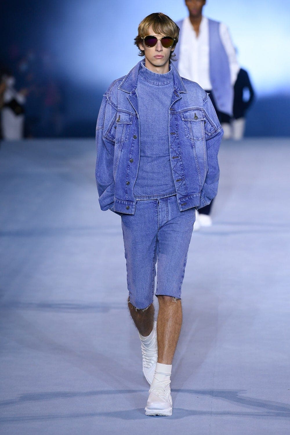 Balmain Printemps Été 2021 par RUNWAY MAGAZINE