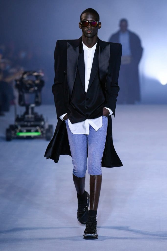 Balmain Primavera-Verão 2021 por RUNWAY MAGAZINE