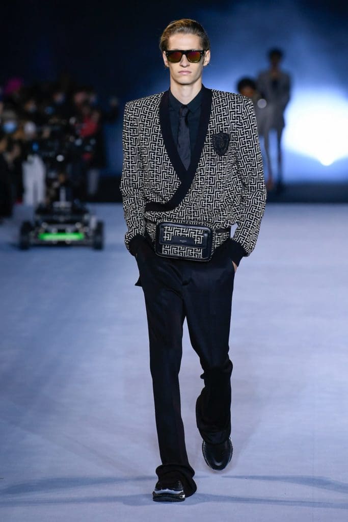 Balmain Primavera-Verão 2021 por RUNWAY MAGAZINE