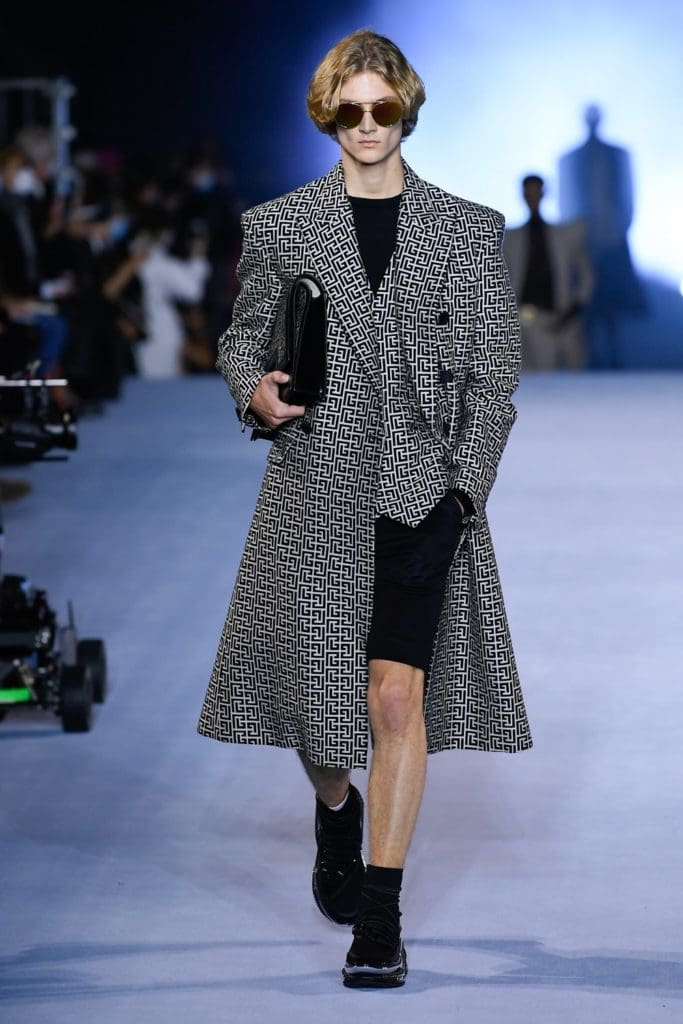 Balmain Primavera-Verão 2021 por RUNWAY MAGAZINE