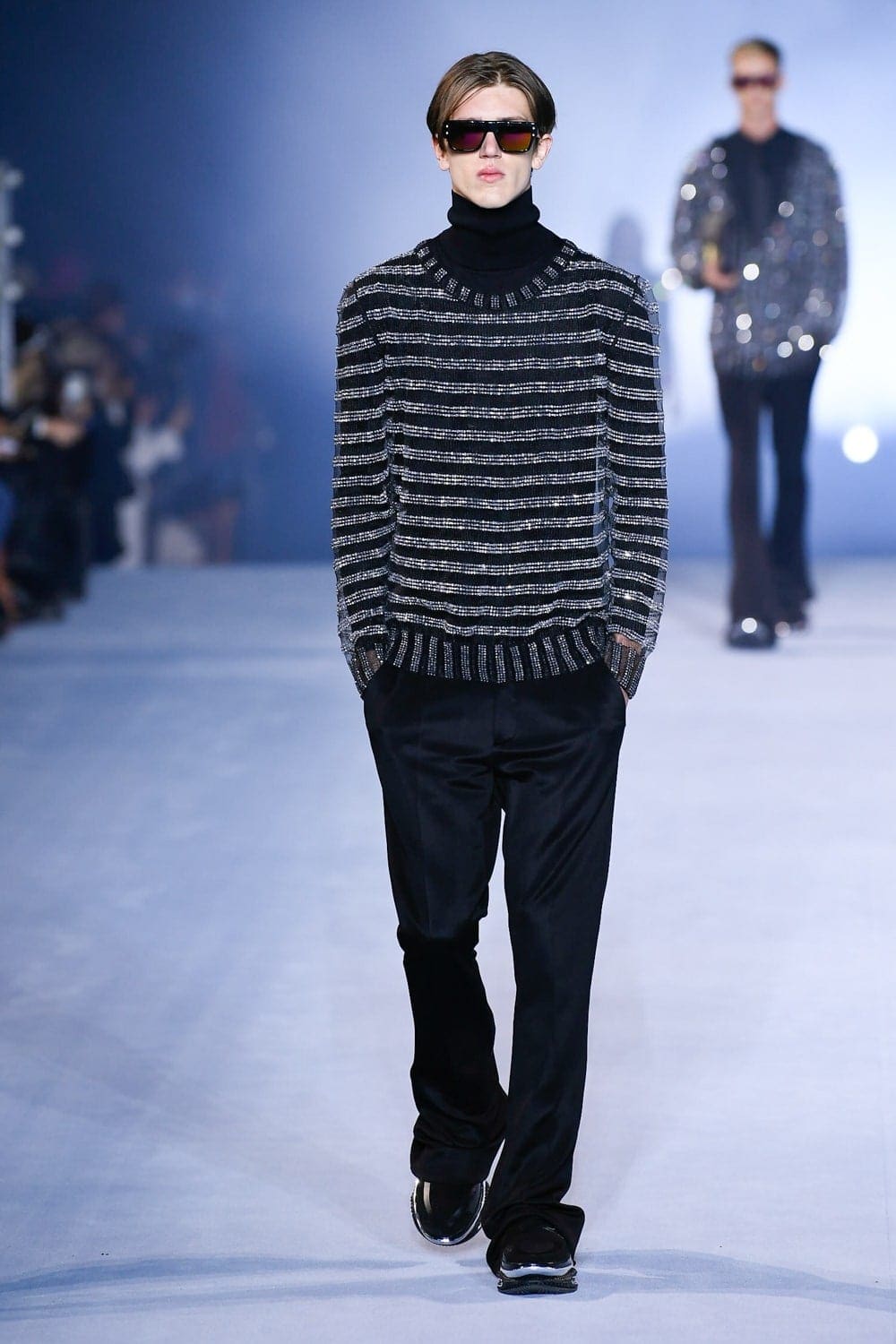 Balmain Printemps Été 2021 par RUNWAY MAGAZINE