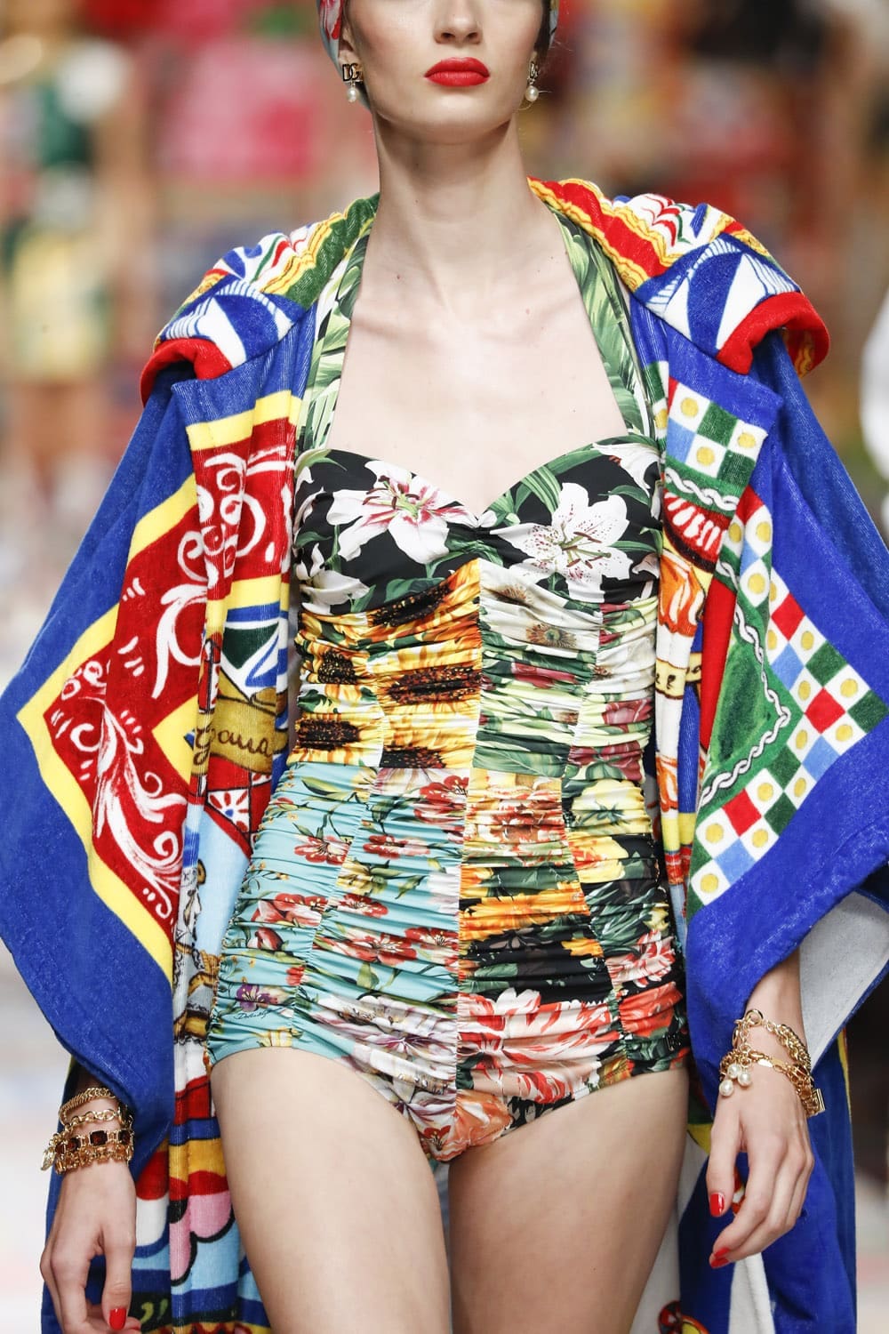 Dolce Gabbana Primavera Verão 2021 por RUNWAY MAGAZINE