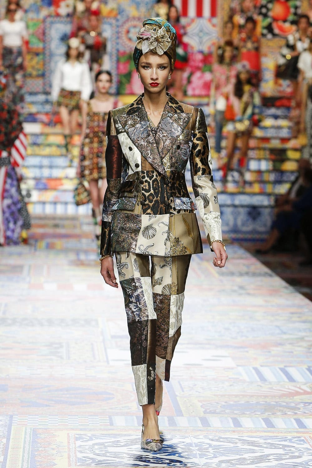 Dolce Gabbana Primavera Verão 2021 por RUNWAY MAGAZINE