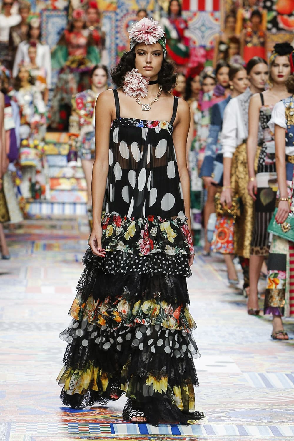 Dolce Gabbana Primavera Verão 2021 por RUNWAY MAGAZINE