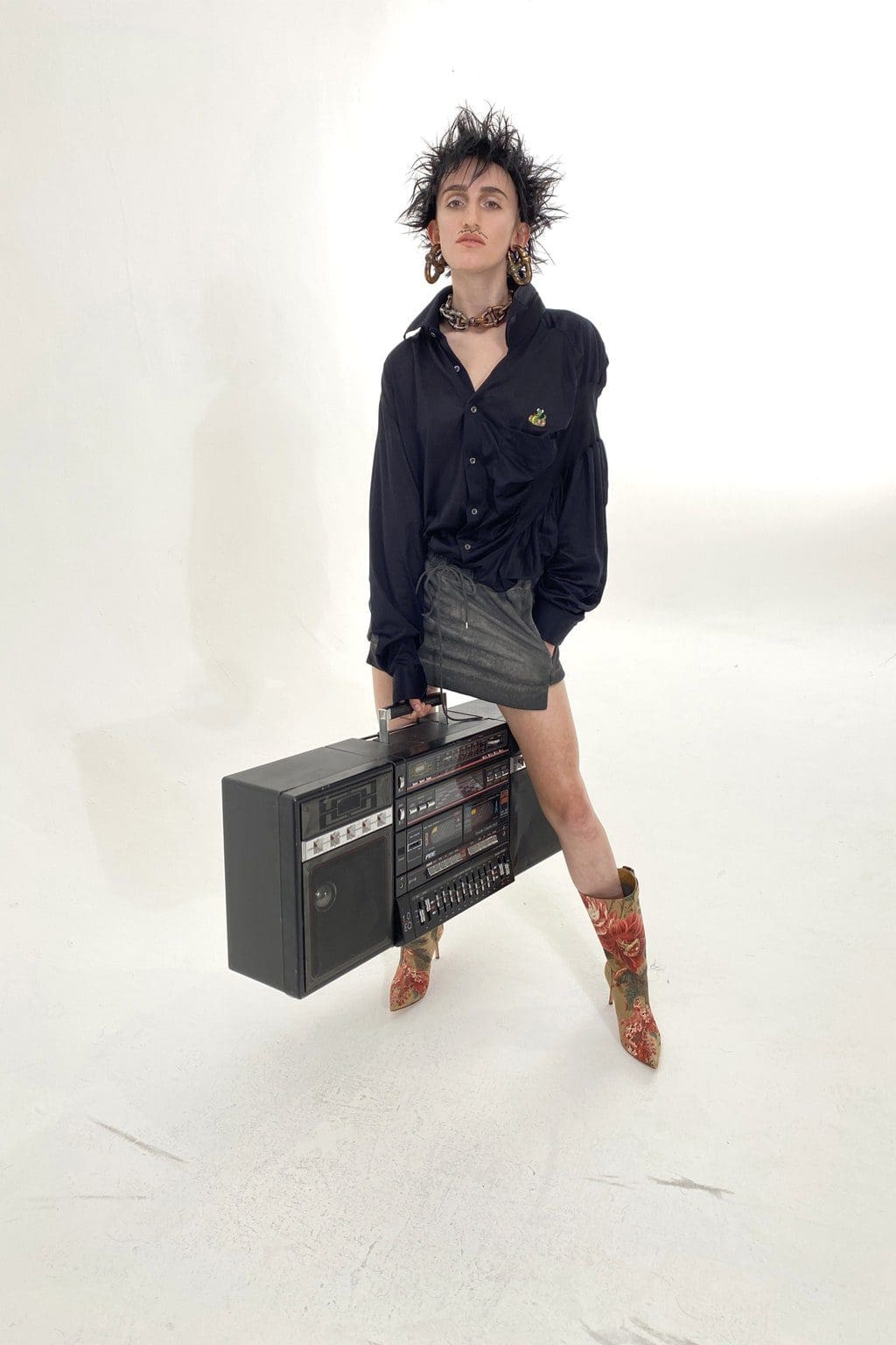 Andreas Kronthaler für Vivienne Westwood Spring Summer 2021 von RUNWAY MAGAZIN