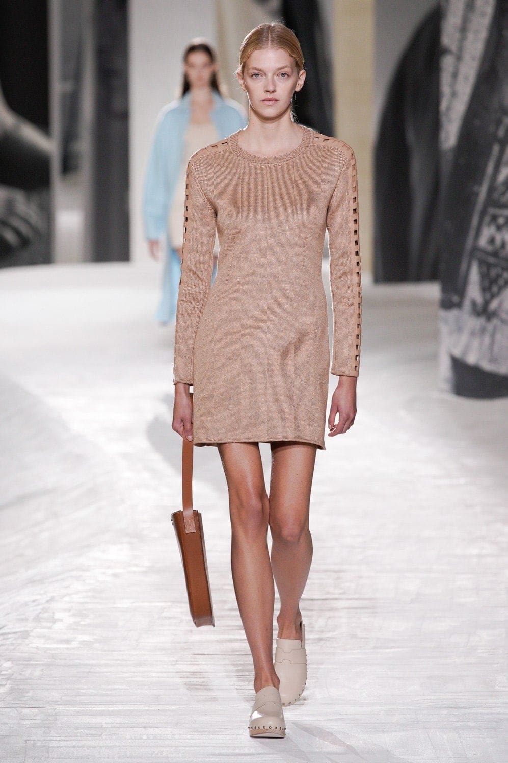 Hermes Spring Summer 2021 por RUNWAY MAGAZINE