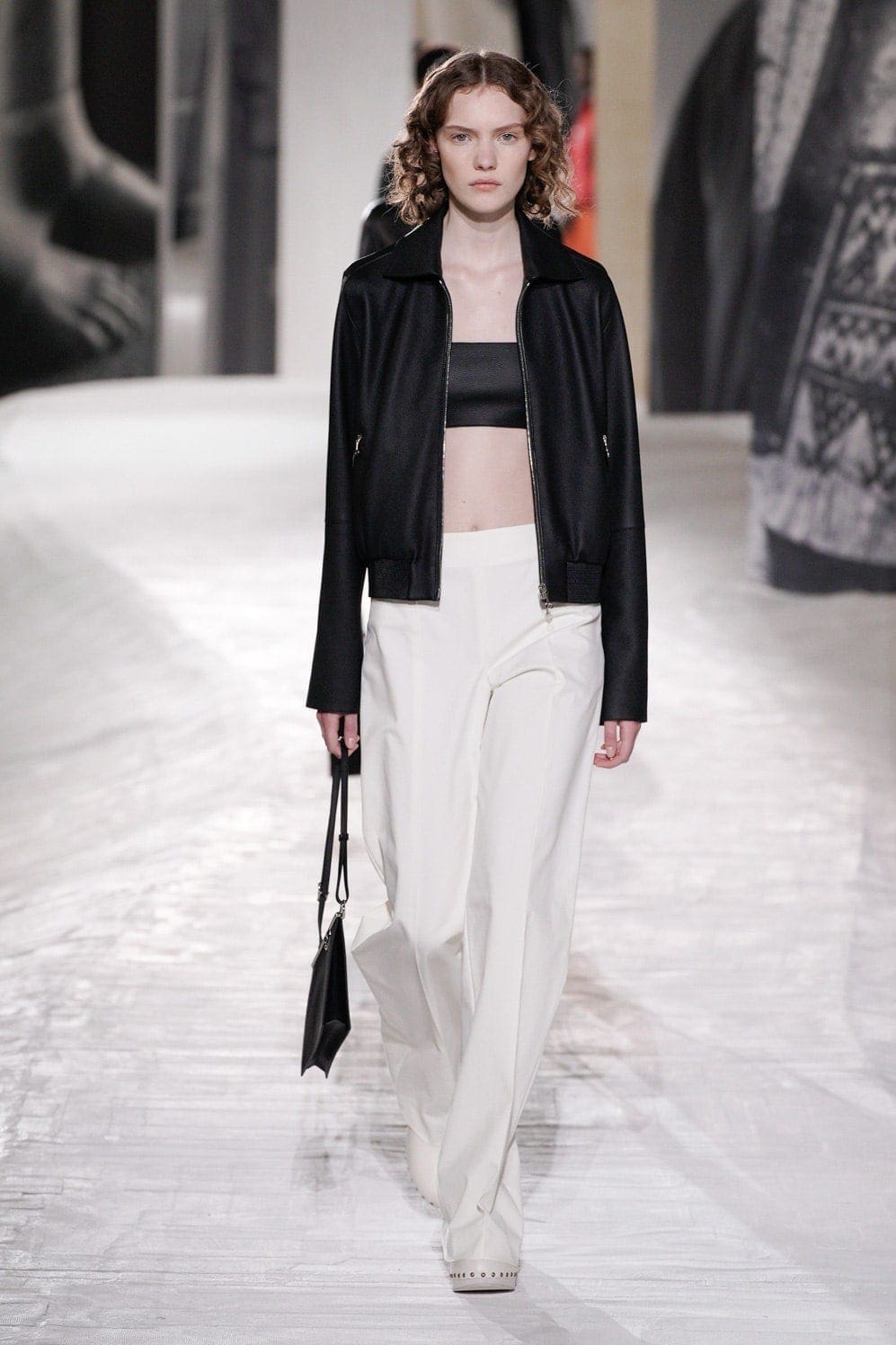 Hermes Spring Summer 2021 por RUNWAY MAGAZINE