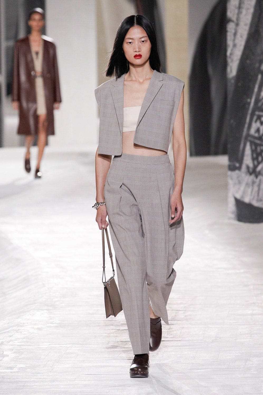 Hermes Spring Summer 2021 por RUNWAY MAGAZINE