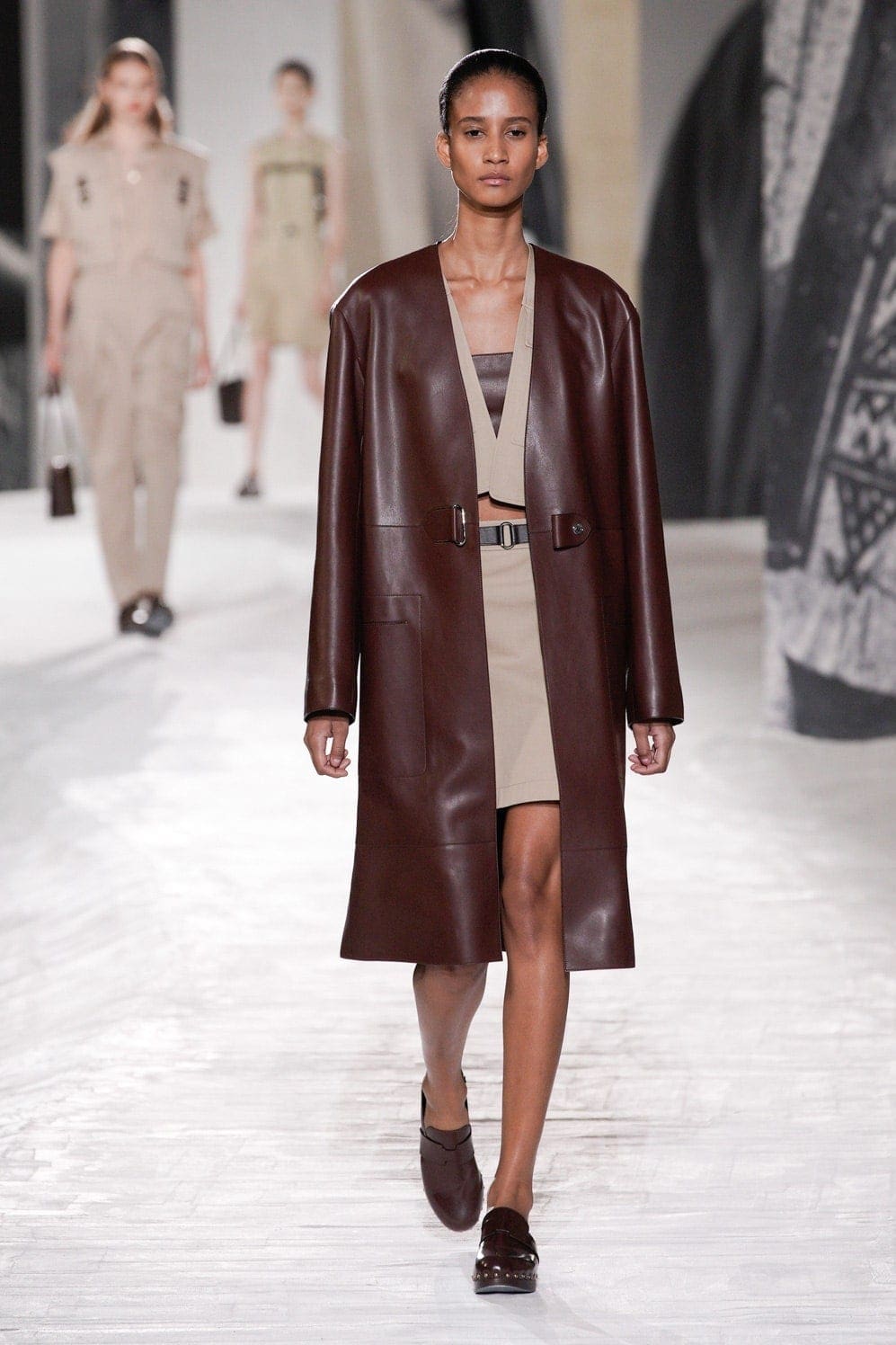 Hermes Spring Summer 2021 por RUNWAY MAGAZINE
