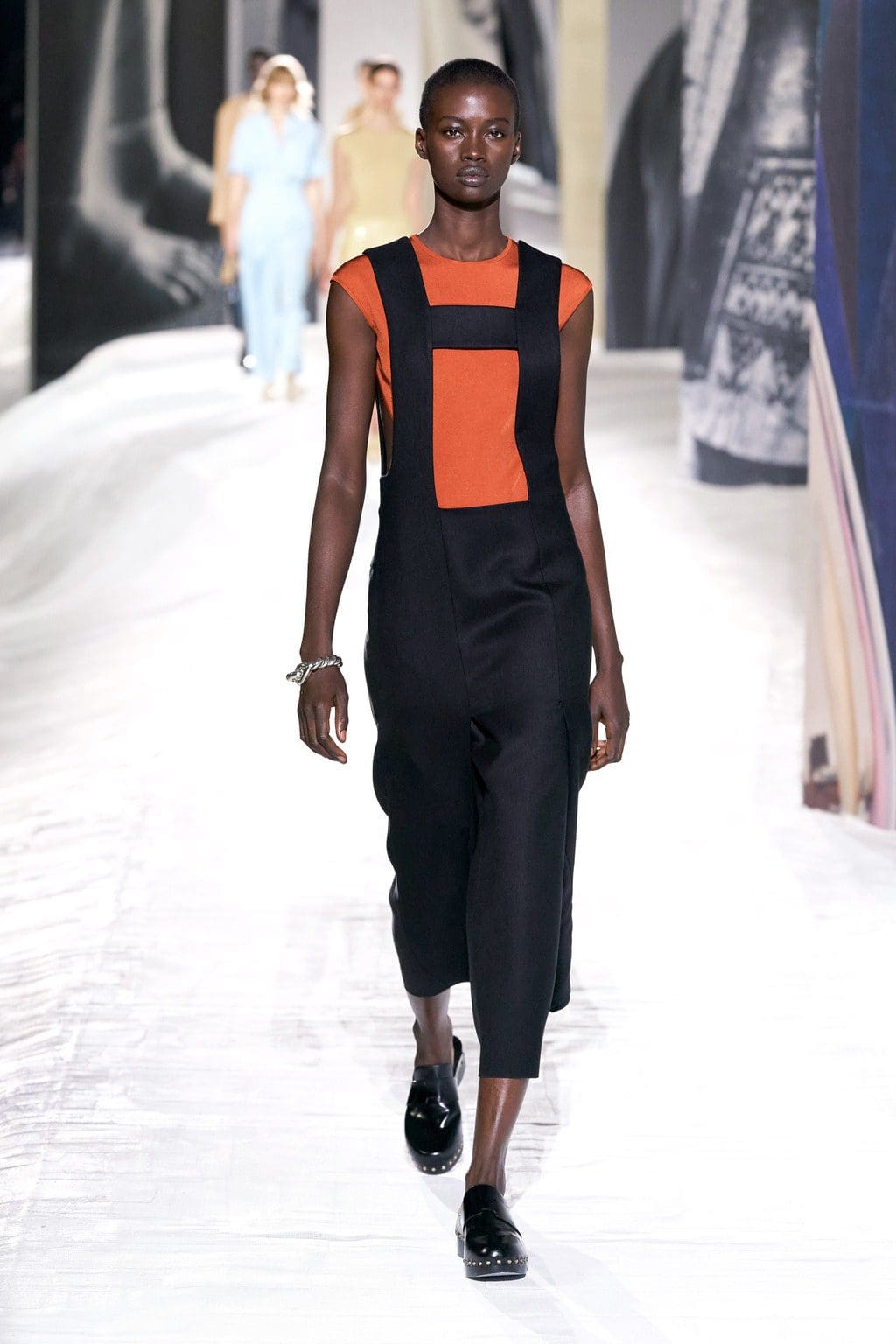 Hermes Spring Summer 2021 por RUNWAY MAGAZINE