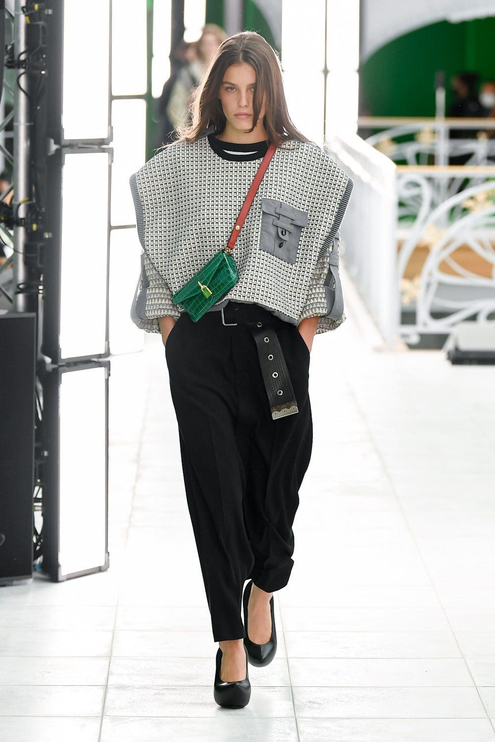 Louis Vuitton Spring Summer 2021 por RUNWAY MAGAZINE