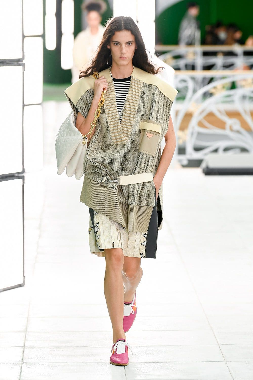 Louis Vuitton Spring Summer 2021 por RUNWAY MAGAZINE