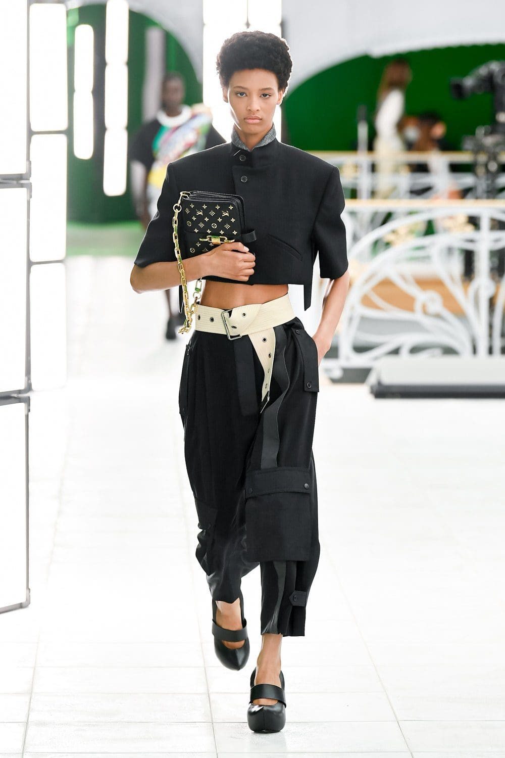Louis Vuitton Spring Summer 2021 por RUNWAY MAGAZINE