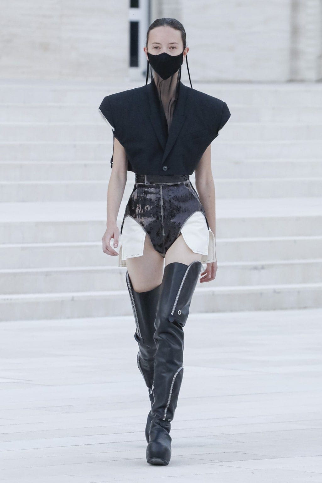 瑞克·欧文斯（Rick Owens）2021年春夏 RUNWAY 杂志